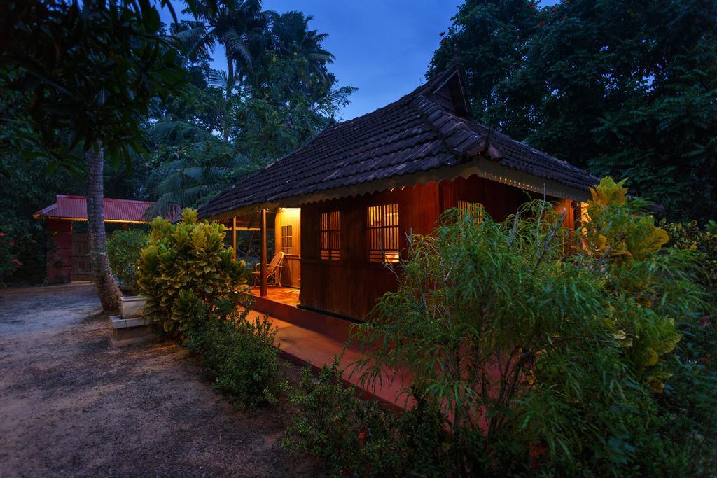 Heritage Marari Mararikulam Exterior foto